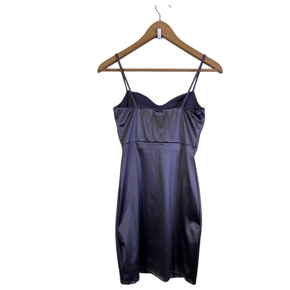 [Windsor] Sleek Vibes Satin Mini Dresss - Picture 6 of 6